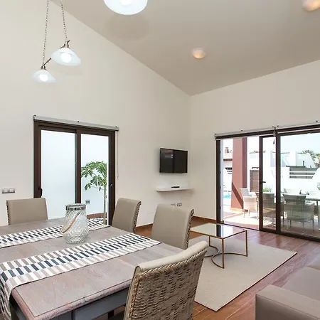 Вилла Villas La Estancia Golf *